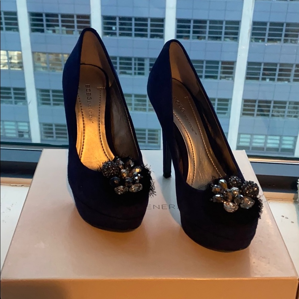 BCBGeberation- Dark Navy Heels - size 6